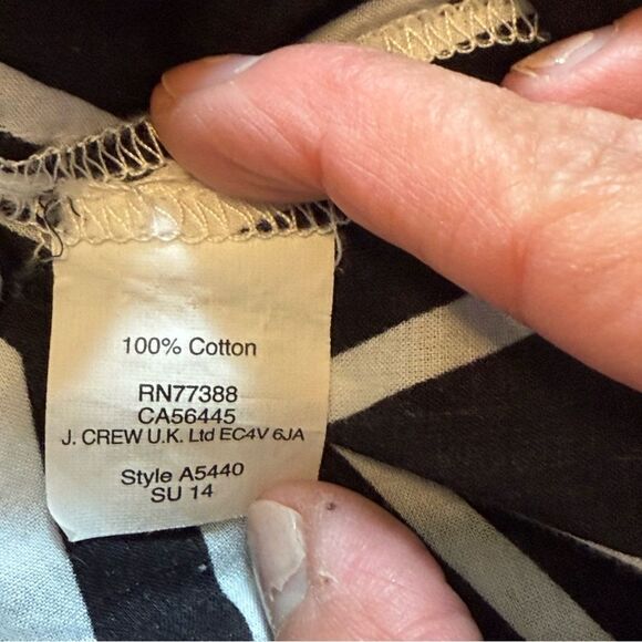 J. Crew Black & White Geometric Diamond Print Tunic with Chambray Bib Size Small - Picture 8 of 8